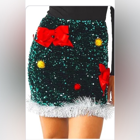 New Sequin Christmas Skirt - Picture 1 of 6